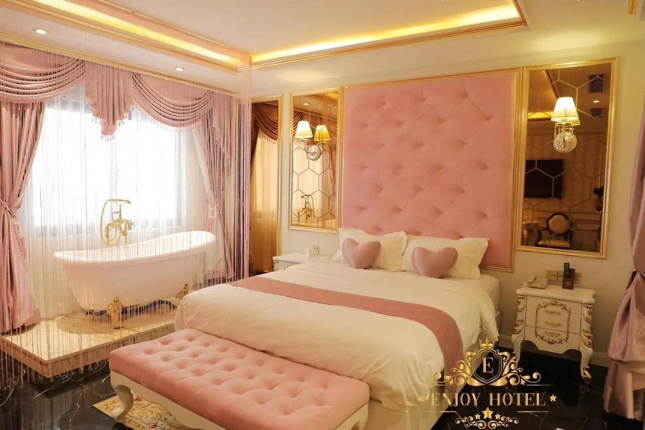 Enjoy Boutique Saigon Hotel مدينة هوشي منه